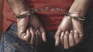 மீட்டியாகொடவில் பயங்கரம்: கொலைச் சதி முறியடிப்பு - துப்பாக்கிகள் மற்றும் போதைப்பொருளுடன் நால்வர் கைது!